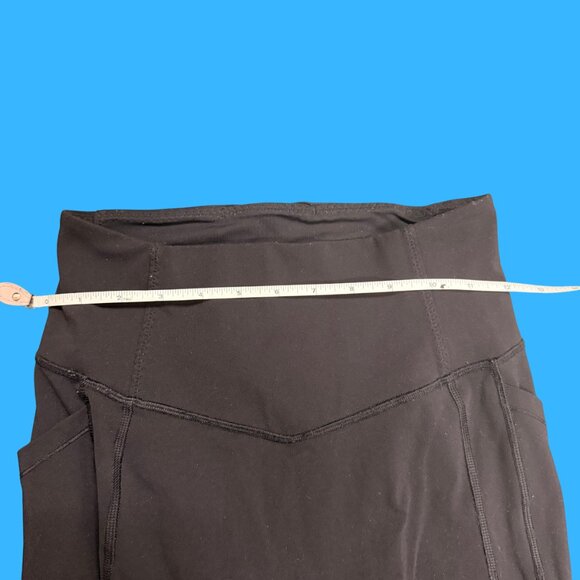 Lululemon Black High-Rise Pocket Leggings – Size 4 (Sculpting Fit) - Picture 6 of 8